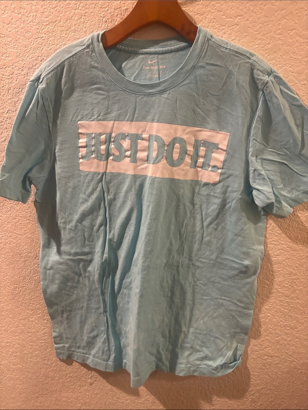 Nike Men’s Light Blue 'JUST DO IT.' Graphic Tee